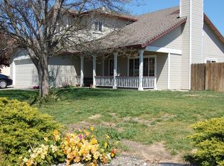 423 Youngsdale Dr, Vacaville, CA
