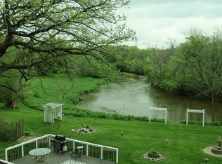 1857 Arrowhead Dr, Beloit, WI 53511