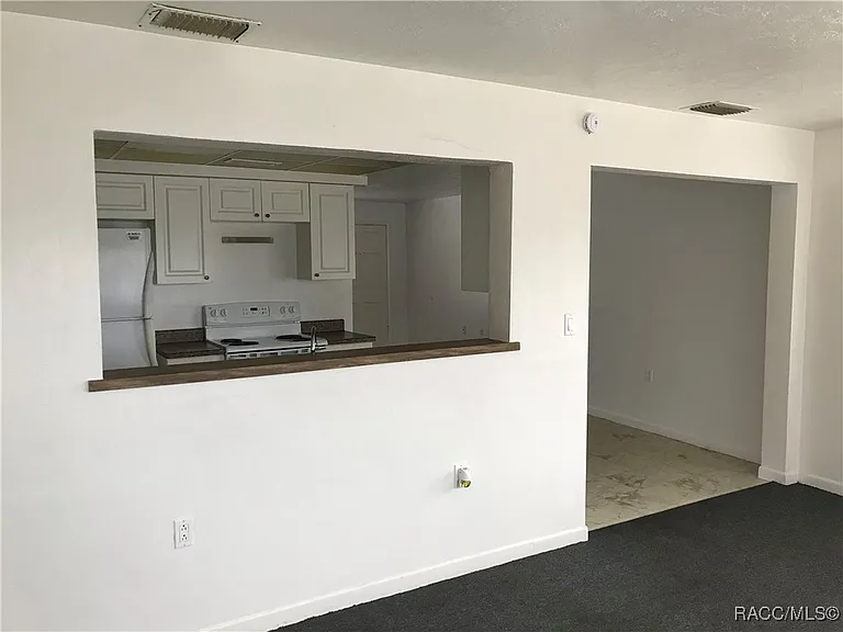 95 S Desoto St — Photo 9
