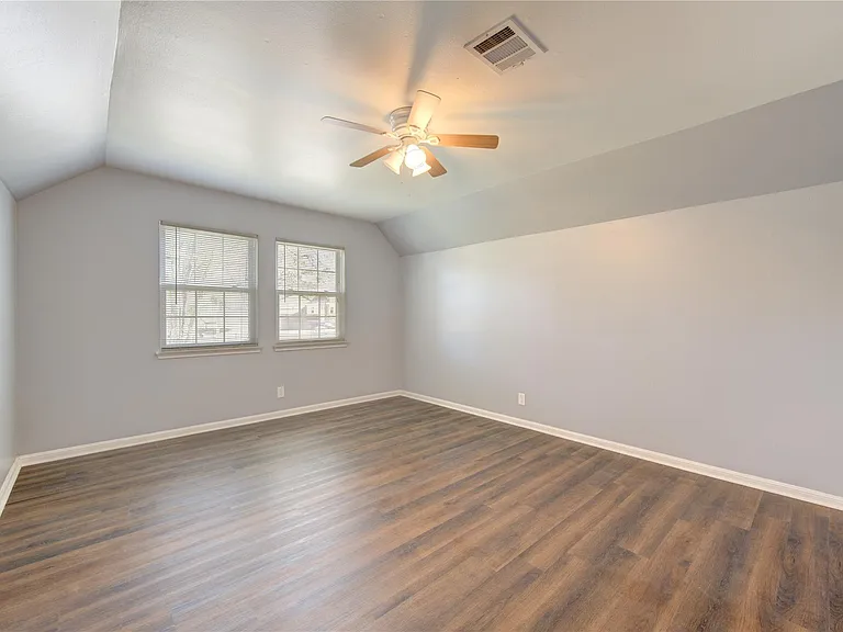 1718 Anvil Dr — Photo 24