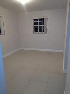 4 bed, 1.5 bath, 1522 sqft, $3,200 — Photo 3