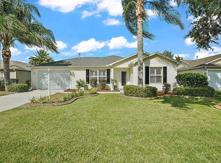 1126 Golden Grove Dr, The Villages, FL 32162