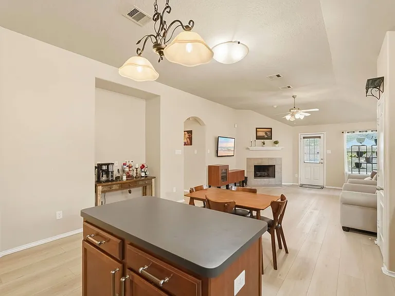 8022 Atwood Hills Ln — Photo 12