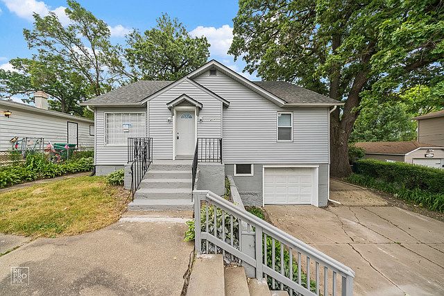 1st image of 407 Woodland Dr