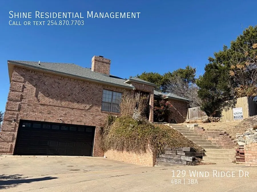 Building Photo - 129 Wind Ridge Dr