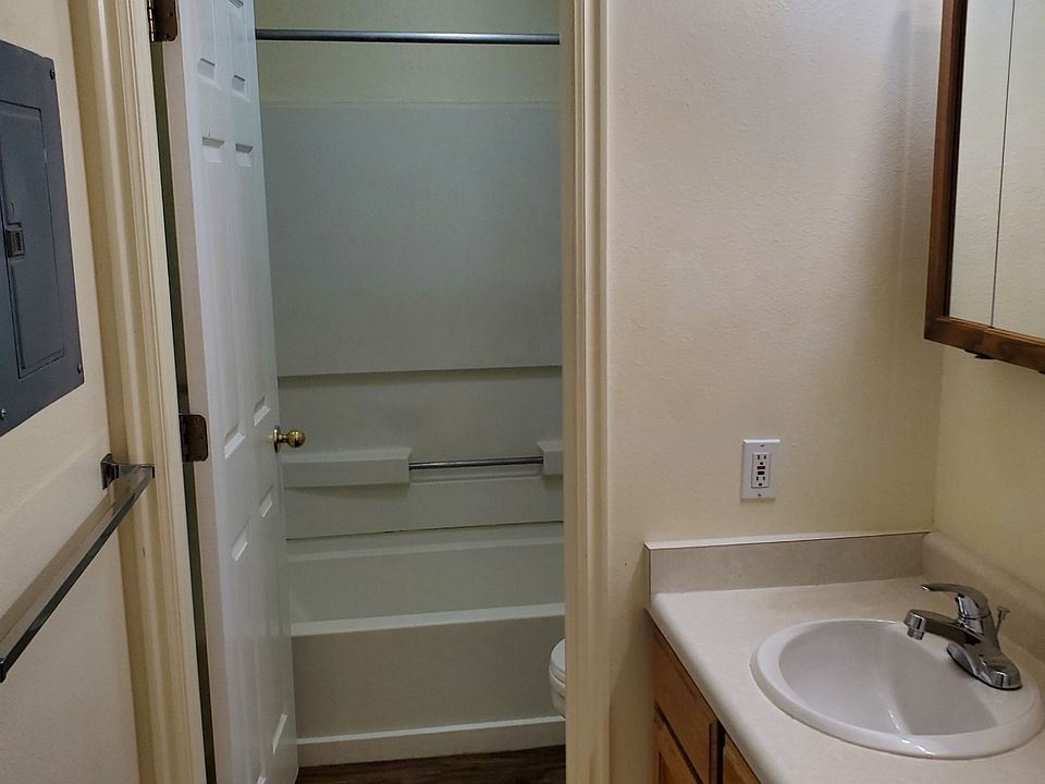 RL #110 Bathroom_06082022
