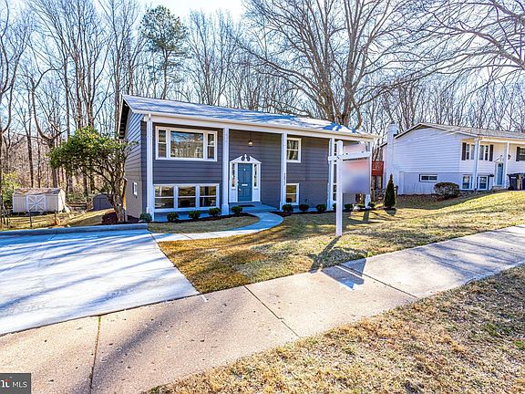 2nd image of 5021 King Richard Dr