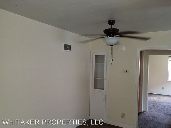5th image of 601 Hadley Ave APT 1