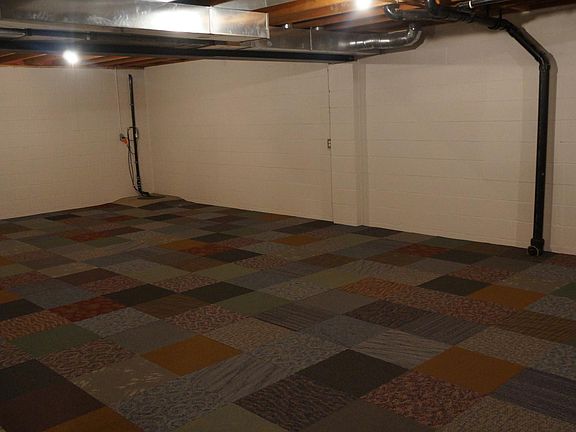 5th image of 294 Oak Grove Ln #294