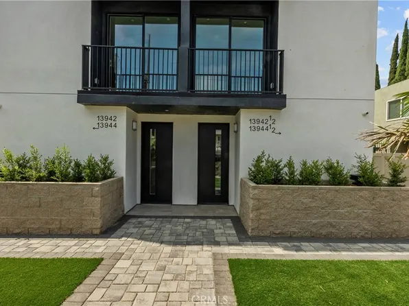 13942 Vanowen St, Van Nuys, CA 91405