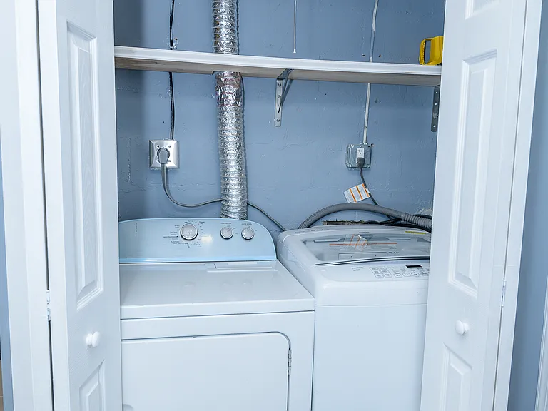 8007 Prince Georges Dr — Photo 10