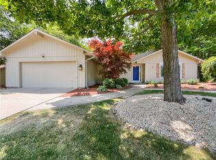 5360 Park Side Trl, Solon, OH 44139