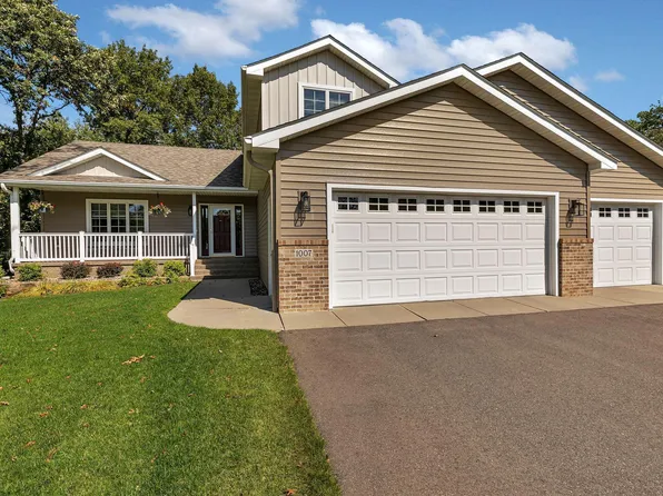 1007 Arbor Way, Sauk Rapids, MN 56379