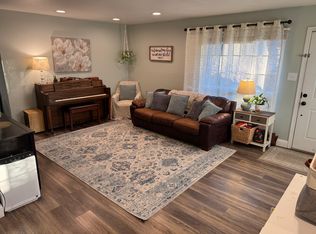 2271 Athens Ave, Redding, CA 96001