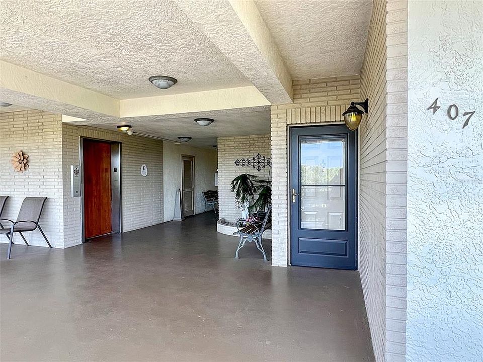 1st image of 6070 80TH STREET N #407