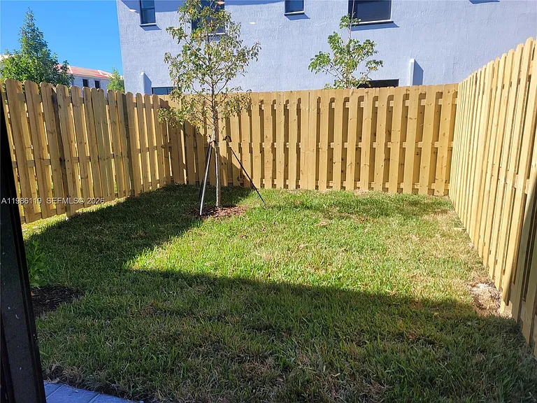 28667 SW 132nd Ct — Photo 5