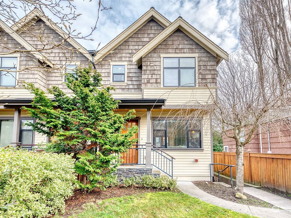 1st image of 3042 A 21st Avenue W