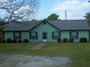 408 E Atlanta St, Okemah, OK 74859