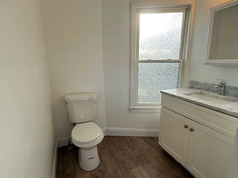 510 Maple St — Photo 6