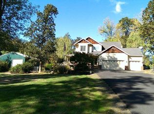 58164 Fisher Ln, Saint Helens, OR 97051