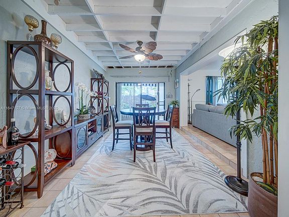 5th image of 688 NE 1st St #688