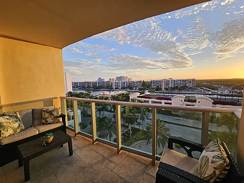 2501 S Ocean Dr #929 Photo 1