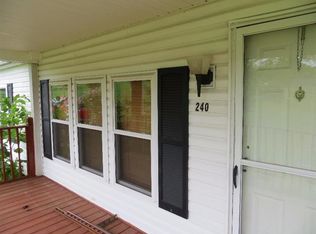 240 Harvieland Rd, Frankfort, KY 40601
