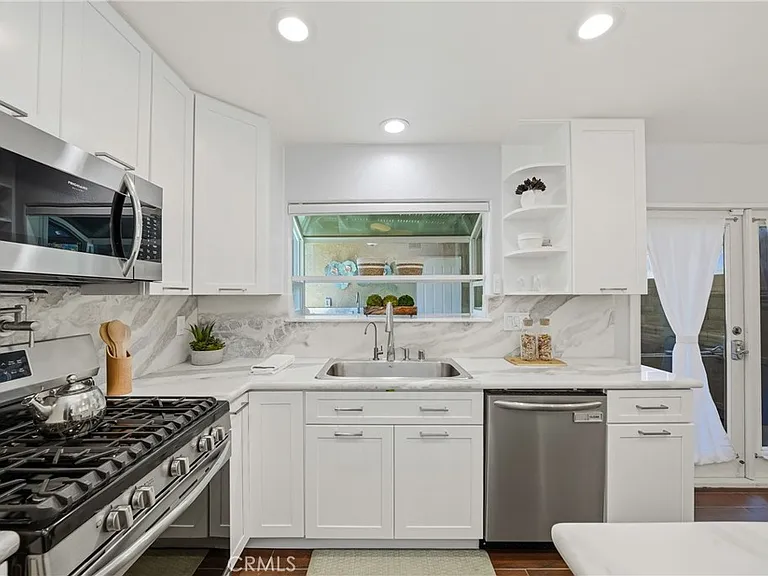 850 Windwood Dr — Photo 14