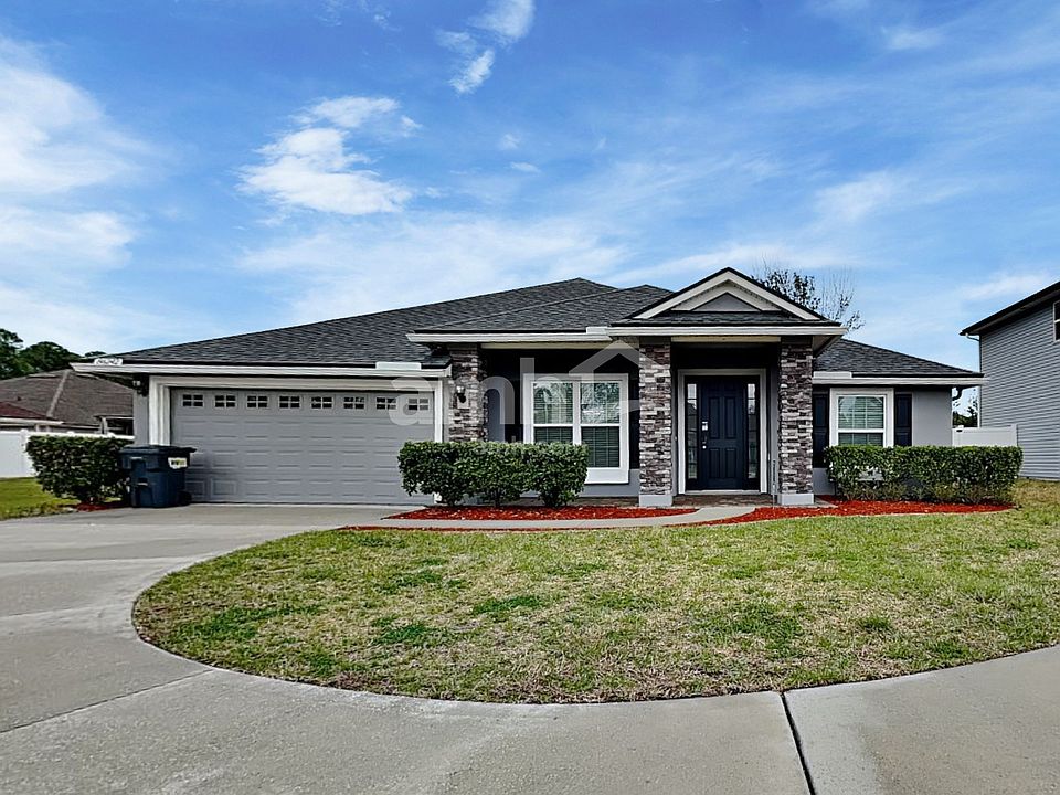 1st image of 86242 Cloister Ct