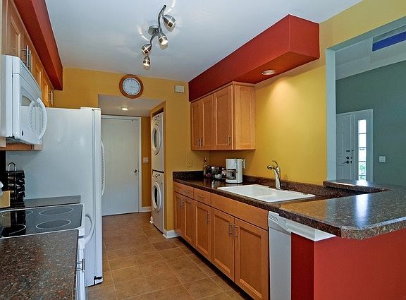 5th image of 1340 N Knollwood Dr #1340