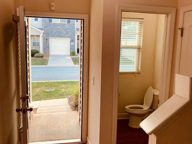 3008 Dressage Dr — Photo 2