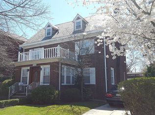 11020 69th Ave, Forest Hills, NY 11375