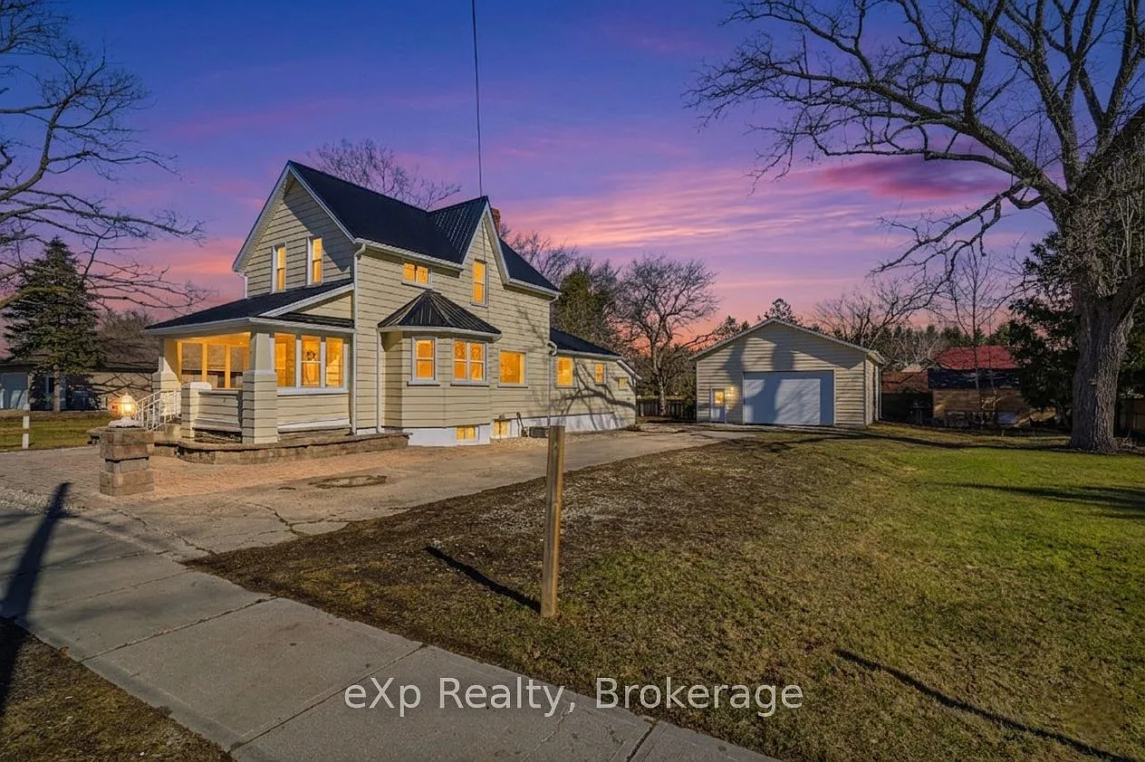 192 William St W photo 1