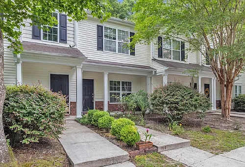 203 Twin Tree Dr Photo 1