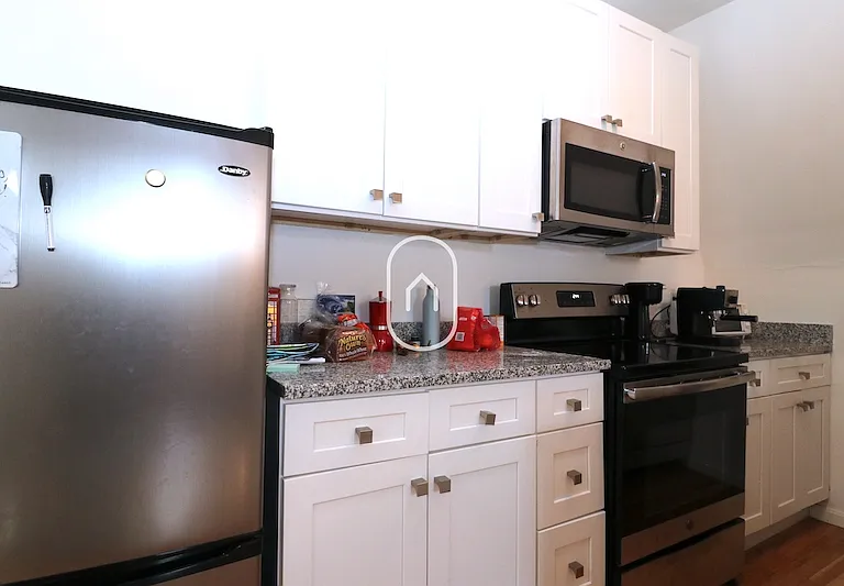 177 Northampton St — Photo 4