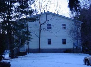 5 Karpolet Ln, Walden, NY 12586