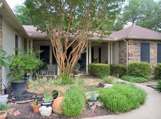 115 Camp Dr, Georgetown, TX 78633