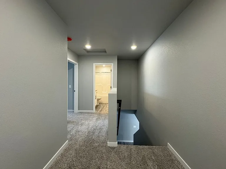 110 Marshall Loop — Photo 7