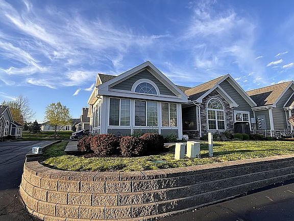 2nd image of 202 Abbey Dr