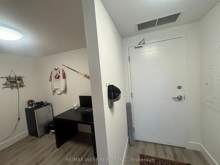 4 Kimberly Ln #325 — Photo 10