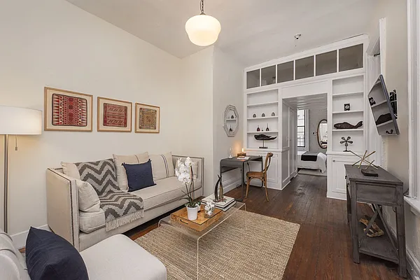 Sold by Stribling | media 21