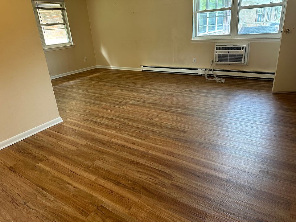 1st image of 147A N Maple Ave #3148