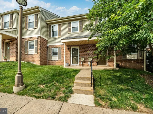 47 Winston Ct, Blue Bell, PA 19422