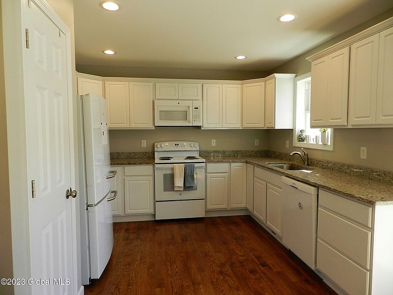 2nd image of 8 Washburn Street