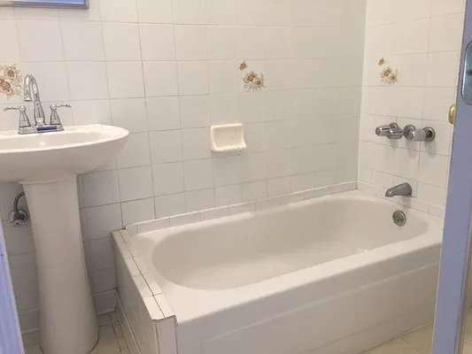 Rented by Alexander Bilu, LREB | media 28