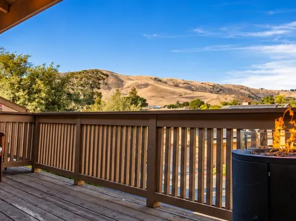 109 Spyglass Hill Rd, San Jose, CA 95127