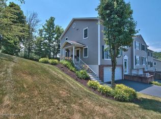 40 Waterford Rd, Clarks Summit, PA 18411