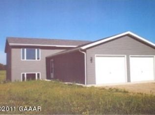 805 Victoria Ave, Carlos, MN 56319