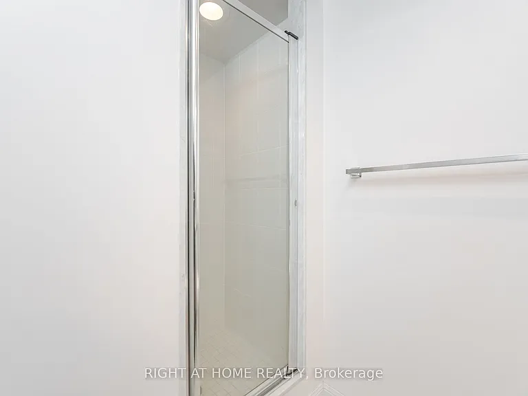 125 Western Battery Rd #1112 — Photo 22
