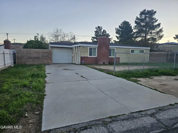 1132 W Avenue P #14, Palmdale, CA 93551